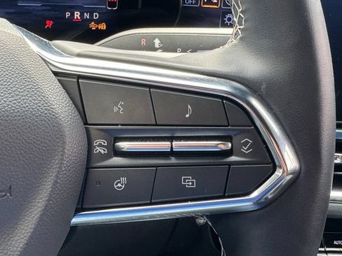 Certified 2024 Chevrolet Equinox EV LT w/ LPO, Blackout Package FWD image 17