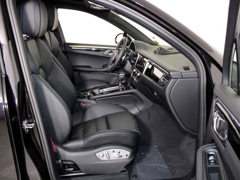 New 2026 Porsche Macan S AWD/4WD image 27