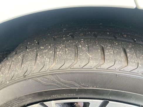 Used 2022 Volkswagen Passat 2.0T SE image 32