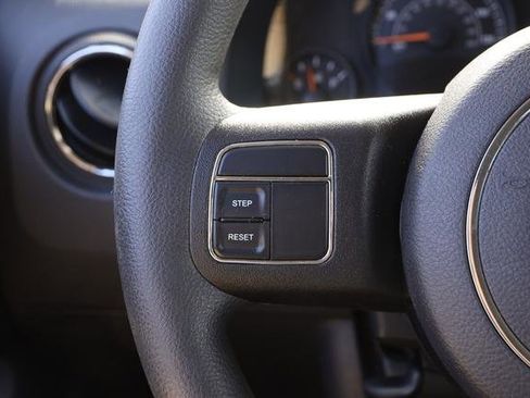 Used 2016 Jeep Patriot Sport w/ Power Value Group image 11