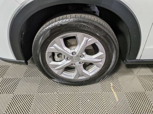 Certified 2024 Honda HR-V LX image 32
