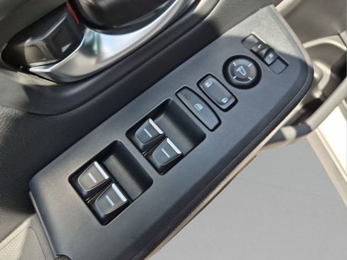 Certified 2025 Honda Pilot Sport image 16