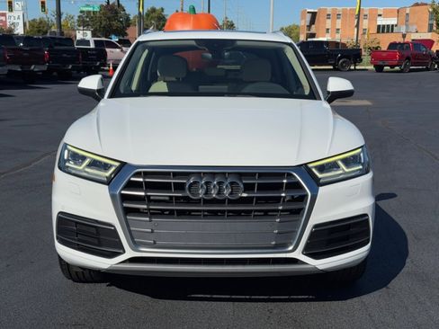 Used 2018 Audi Q5 2.0T Premium w/ Premium Plus Package image 3