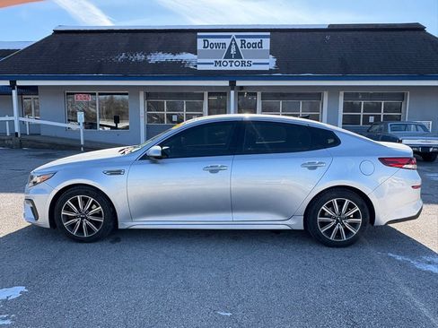 Used 2019 Kia Optima EX w/ EX Premium Package image 2