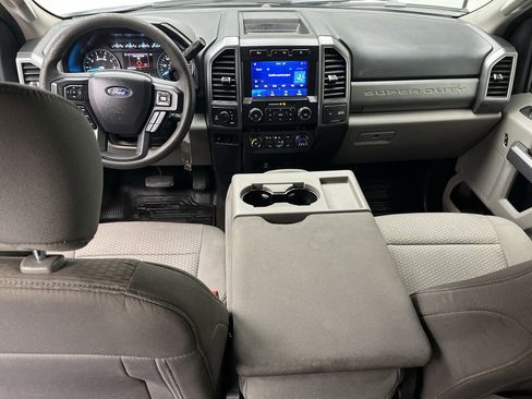Certified 2020 Ford F250 XLT w/ XLT Value Package image 4