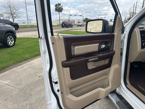 Used 2013 RAM 1500 Laramie w/ Convenience Group image 7