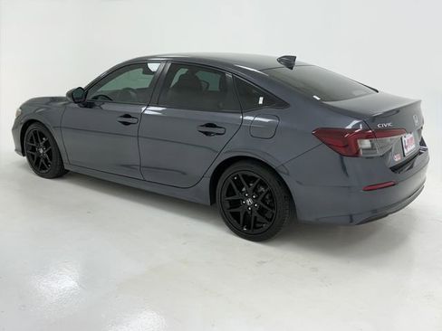 Used 2025 Honda Civic Sport image 37