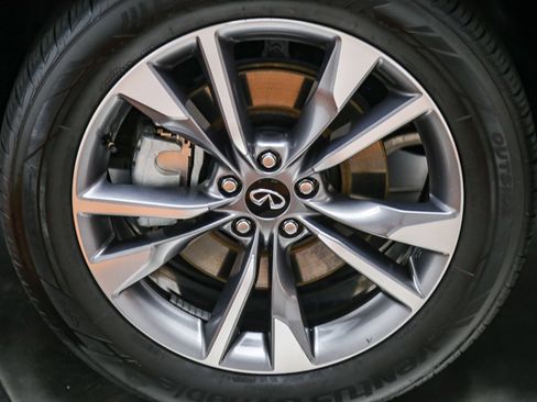 Used 2022 INFINITI QX60 Luxe w/ Cargo Package FWD image 9