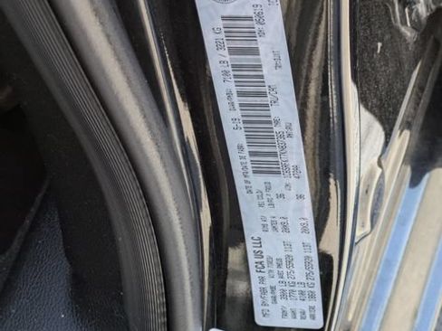 Used 2019 RAM 1500 Laramie Longhorn AWD/4WD image 27