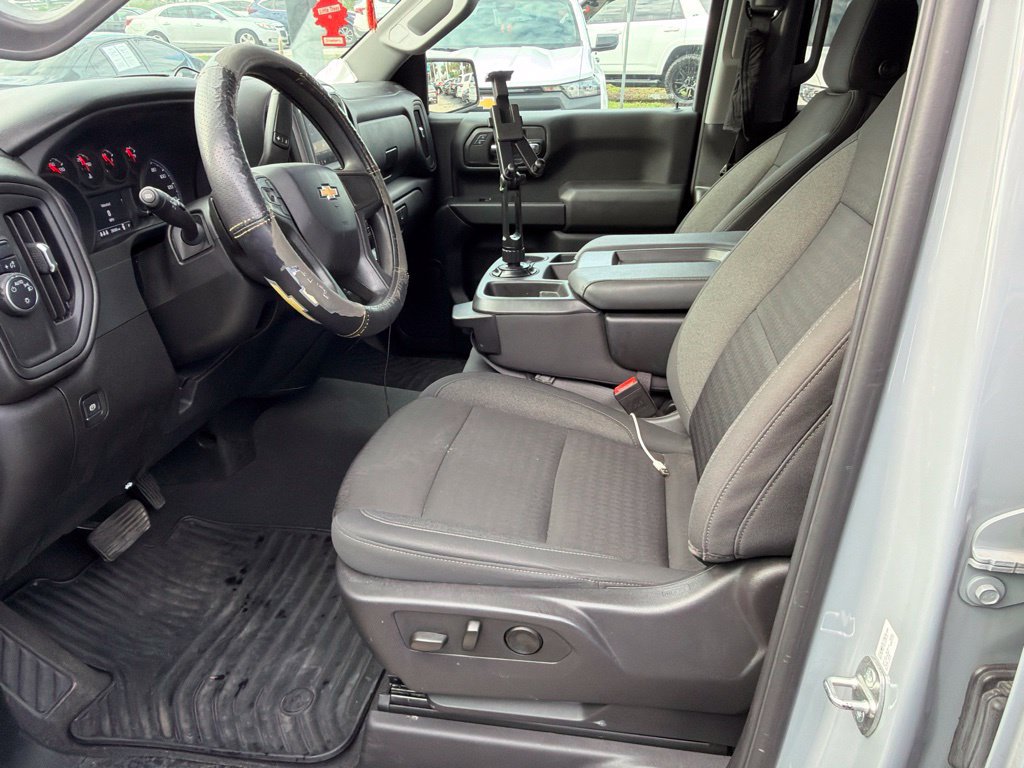 Used 2024 Chevrolet Silverado 1500 Custom RWD image 5