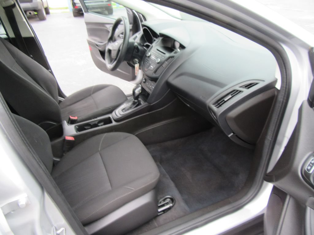 Used 2016 Ford Focus S FWD image 11