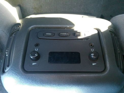 Used 2006 GMC Sierra 2500 SLE w/ Snow Plow Prep Package image 38