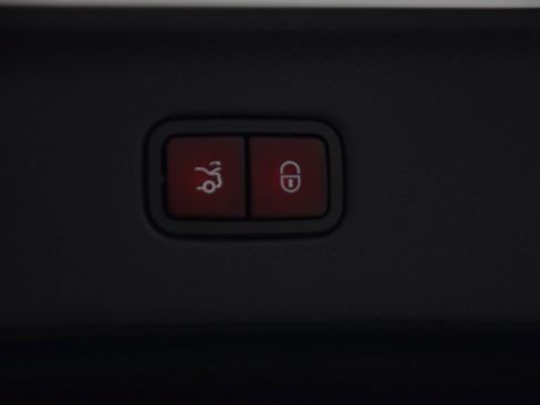 Certified 2025 Mercedes-Benz S 580 4MATIC Sedan image 5