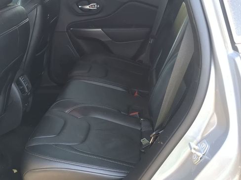 Certified 2022 Jeep Cherokee Latitude Lux FWD image 19