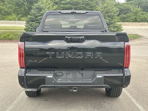 Used 2023 Toyota Tundra Platinum AWD/4WD image 4