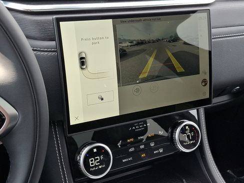 New 2025 Jaguar F-PACE R-Dynamic S image 16