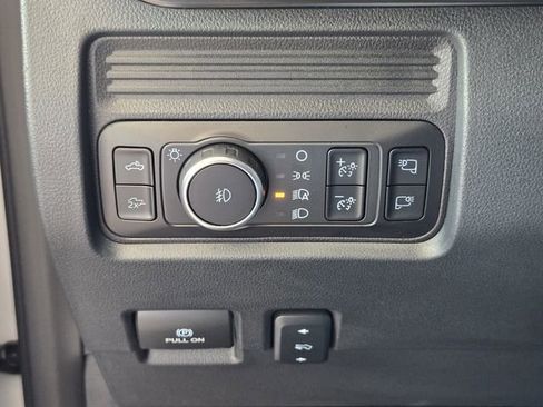 Used 2026 Ford F250 Lariat AWD/4WD image 30