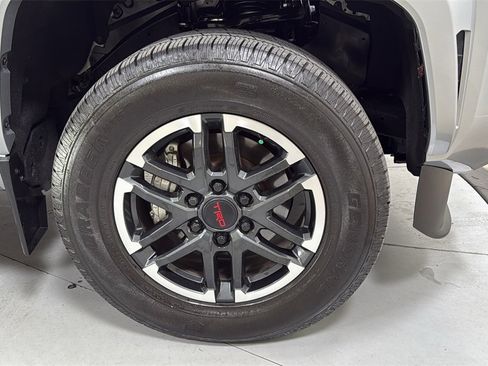 Used 2024 Toyota Tacoma TRD Sport image 21