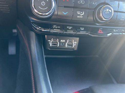 Used 2024 Dodge Durango GT image 23