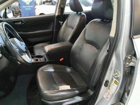 Used 2016 Subaru Legacy 3.6R Limited AWD/4WD image 11