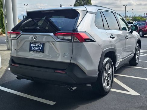 Used 2025 Toyota RAV4 XLE w/ Convenience Package AWD/4WD image 5