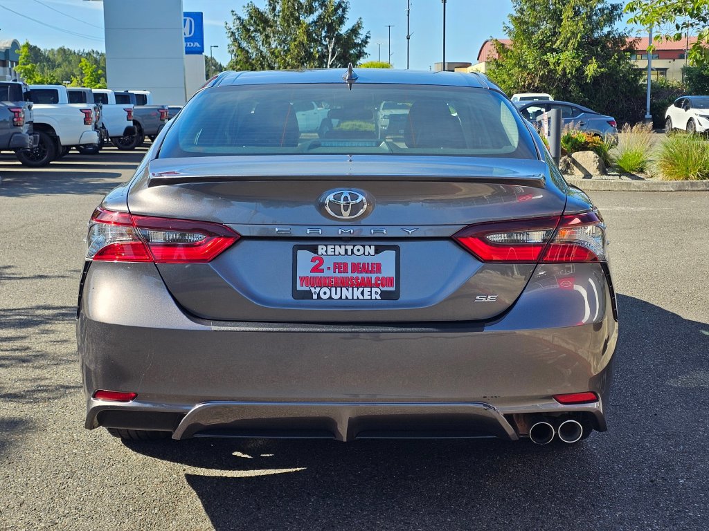 Used 2024 Toyota Camry SE FWD image 6