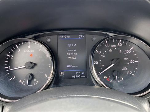 Used 2020 Nissan Rogue S FWD image 24