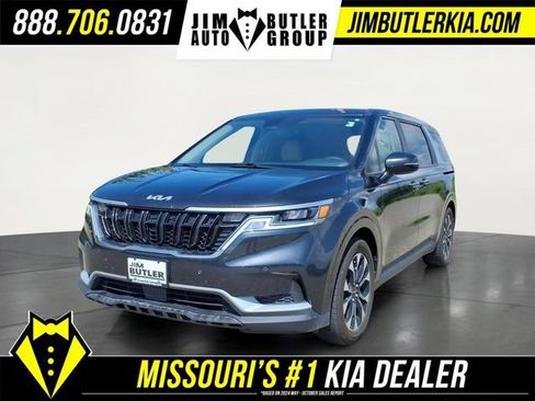 Used 2024 Kia Carnival EX FWD image 1