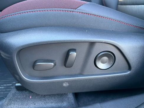 New 2026 Chevrolet Equinox RS image 19