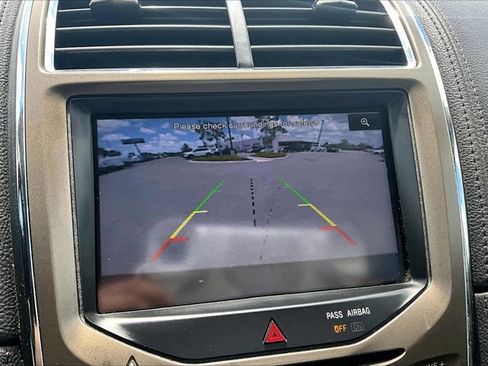 Used 2013 Lincoln MKX AWD image 20