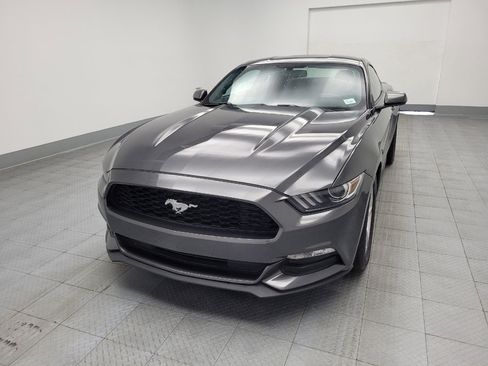 Used 2017 Ford Mustang Coupe RWD image 15