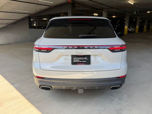 Certified 2023 Porsche Cayenne AWD/4WD image 8