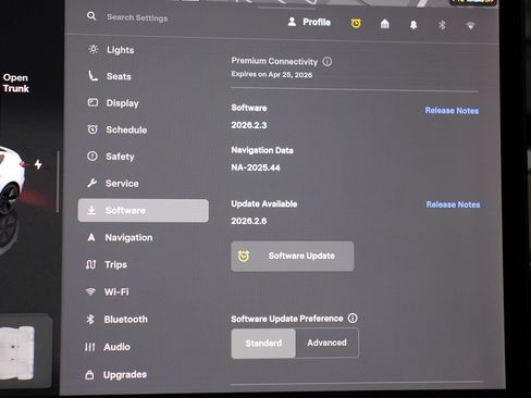Used 2023 Tesla Model 3 Standard Range image 17