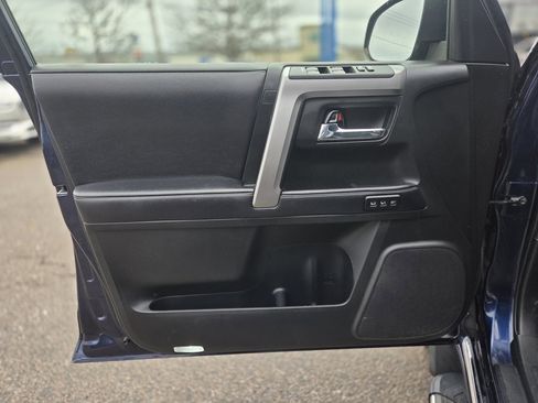 Used 2018 Toyota 4Runner Limited image 12