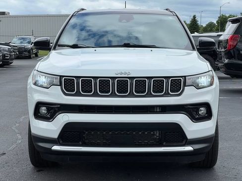 Used 2023 Jeep Compass Limited AWD/4WD image 42