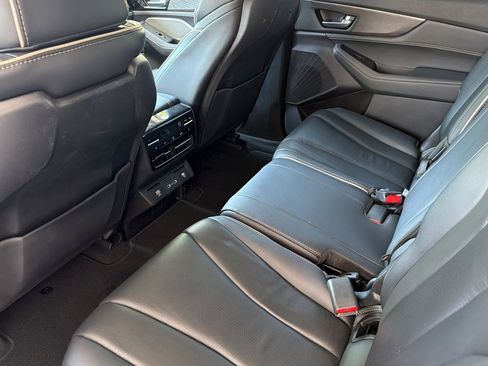 Used 2022 Acura MDX SH-AWD w/ Advance Package image 15