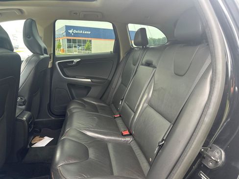 Used 2013 Volvo XC60 T6 AWD/4WD image 7