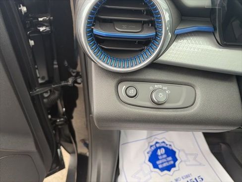 New 2026 Chevrolet Trax LT w/ LT Convenience Package image 19