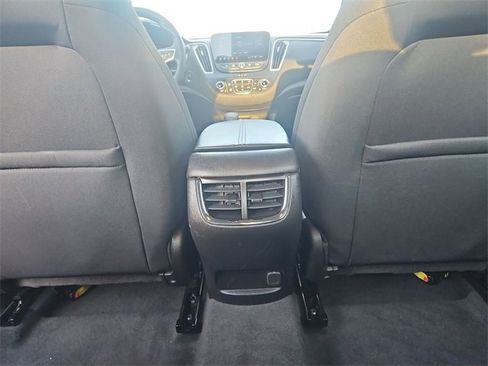 Used 2022 Chevrolet Malibu LT image 21