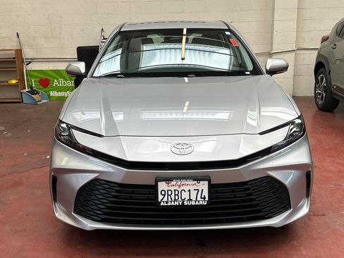 Used 2025 Toyota Camry LE w/ Convenience Package FWD image 3