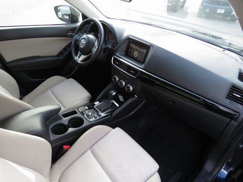 Used 2016 MAZDA CX-5 Sport image 14