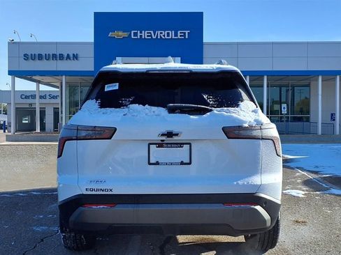 New 2026 Chevrolet Equinox LT w/ Convenience Package II image 5