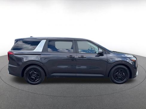 Used 2026 Kia Carnival FWD image 15