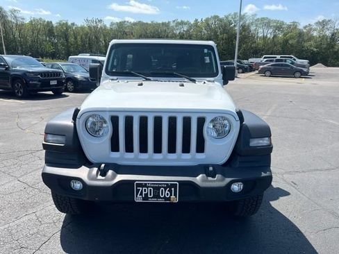 Used 2021 Jeep Wrangler Unlimited Sport w/ Sun And Sound Package AWD/4WD image 3