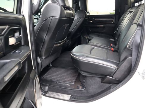 Used 2019 RAM 2500 Limited AWD/4WD image 15