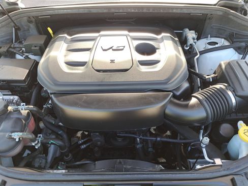 Used 2020 Jeep Grand Cherokee Altitude RWD image 28