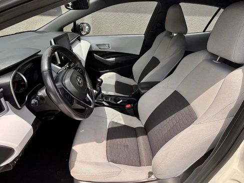 Used 2020 Toyota Corolla SE image 9