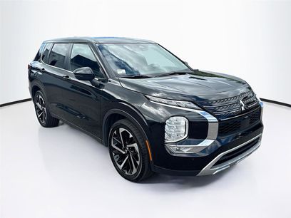 Used 2024 Mitsubishi Outlander SE