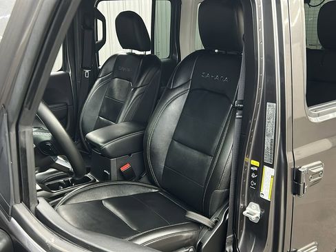 Used 2022 Jeep Wrangler Unlimited Sahara 4xe image 20