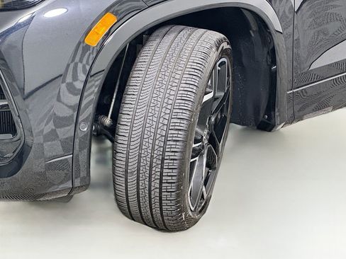 Used 2026 Volkswagen Tiguan SEL R-Line AWD/4WD image 25